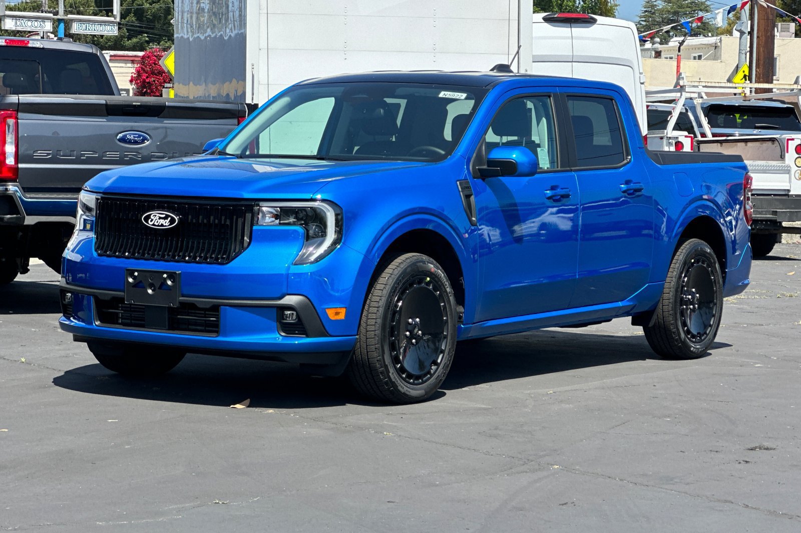 Certified 2025 Ford Maverick Lobo AWD/4WD image 10