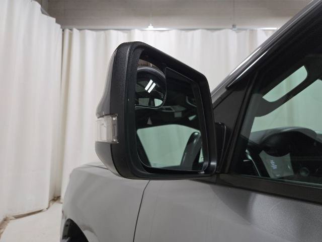 Used 2024 RAM 1500 Laramie AWD/4WD image 26