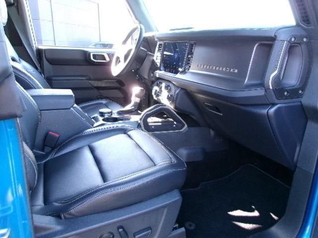 Certified 2025 Ford Bronco Badlands AWD/4WD image 4