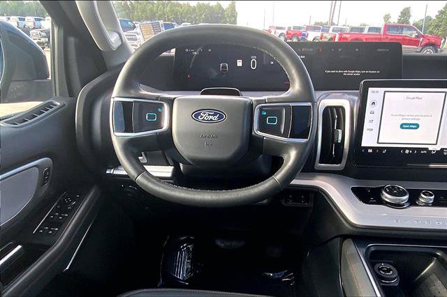 Certified 2025 Ford Expedition Active AWD/4WD image 38