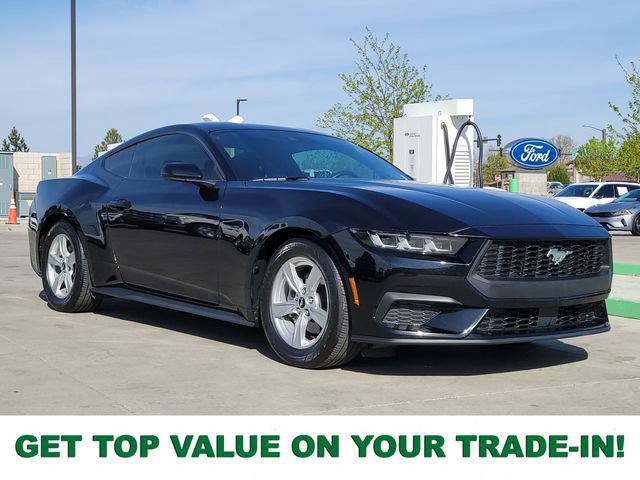 Certified 2024 Ford Mustang Coupe RWD image 5