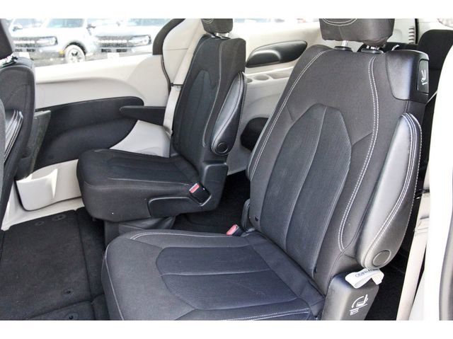 Used 2023 Chrysler Voyager LX FWD image 12