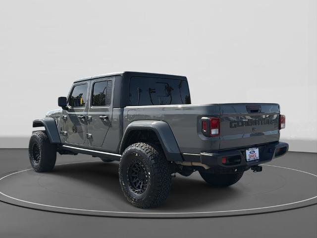 Used 2023 Jeep Gladiator Willys image 2