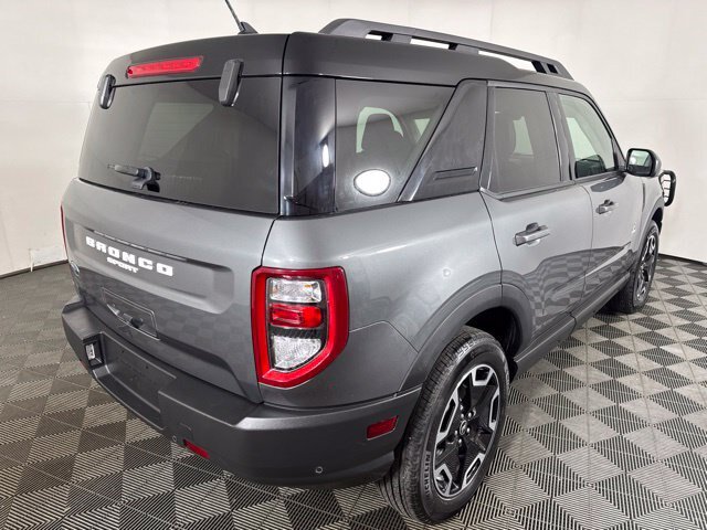 Certified 2024 Ford Bronco Sport Outer Banks w/ Tech Package AWD/4WD image 3