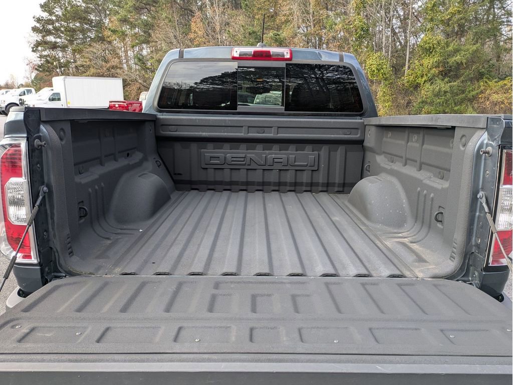 Used 2020 GMC Canyon Denali image 9