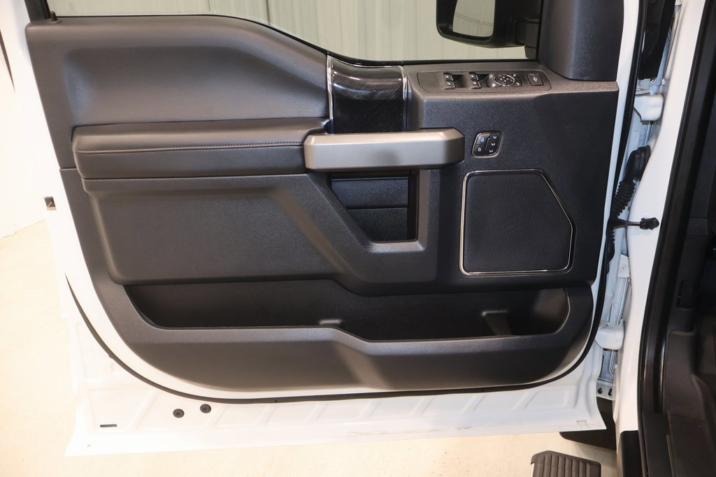 Certified 2022 Ford F250 Platinum w/ FX4 Off-Road Package image 14