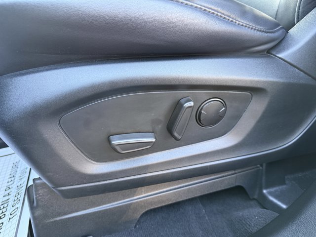 Certified 2022 Ford Explorer XLT w/ Equipment Group 202A AWD/4WD image 18