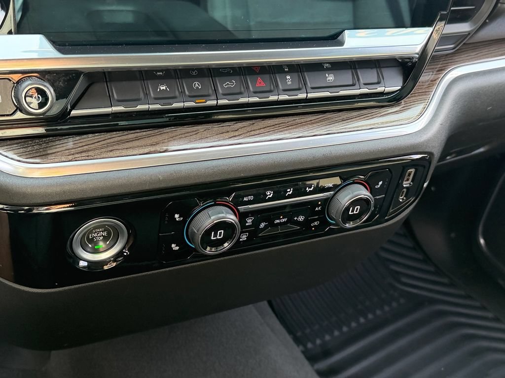 Used 2023 Chevrolet Silverado 1500 RST AWD/4WD image 22