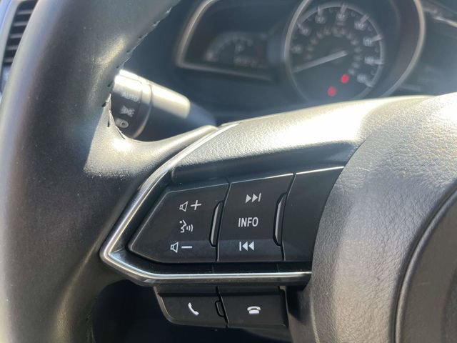 Used 2018 MAZDA MAZDA3 Touring FWD image 23
