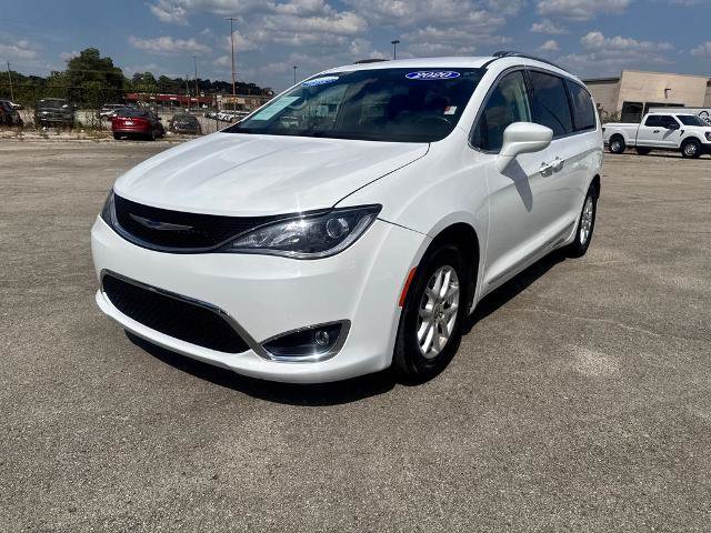 Used 2020 Chrysler Pacifica Touring-L FWD image 3