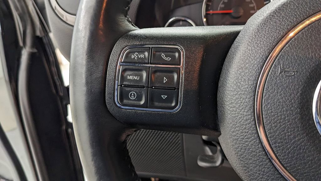 Used 2017 Jeep Wrangler Unlimited Willys image 26