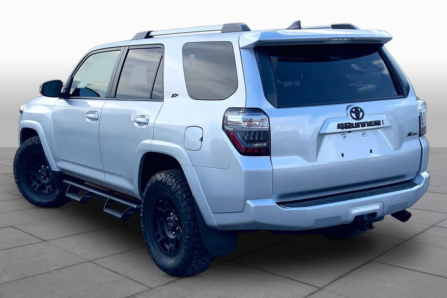 Used 2023 Toyota 4Runner SR5 Premium w/ Moonroof Package RWD image 12