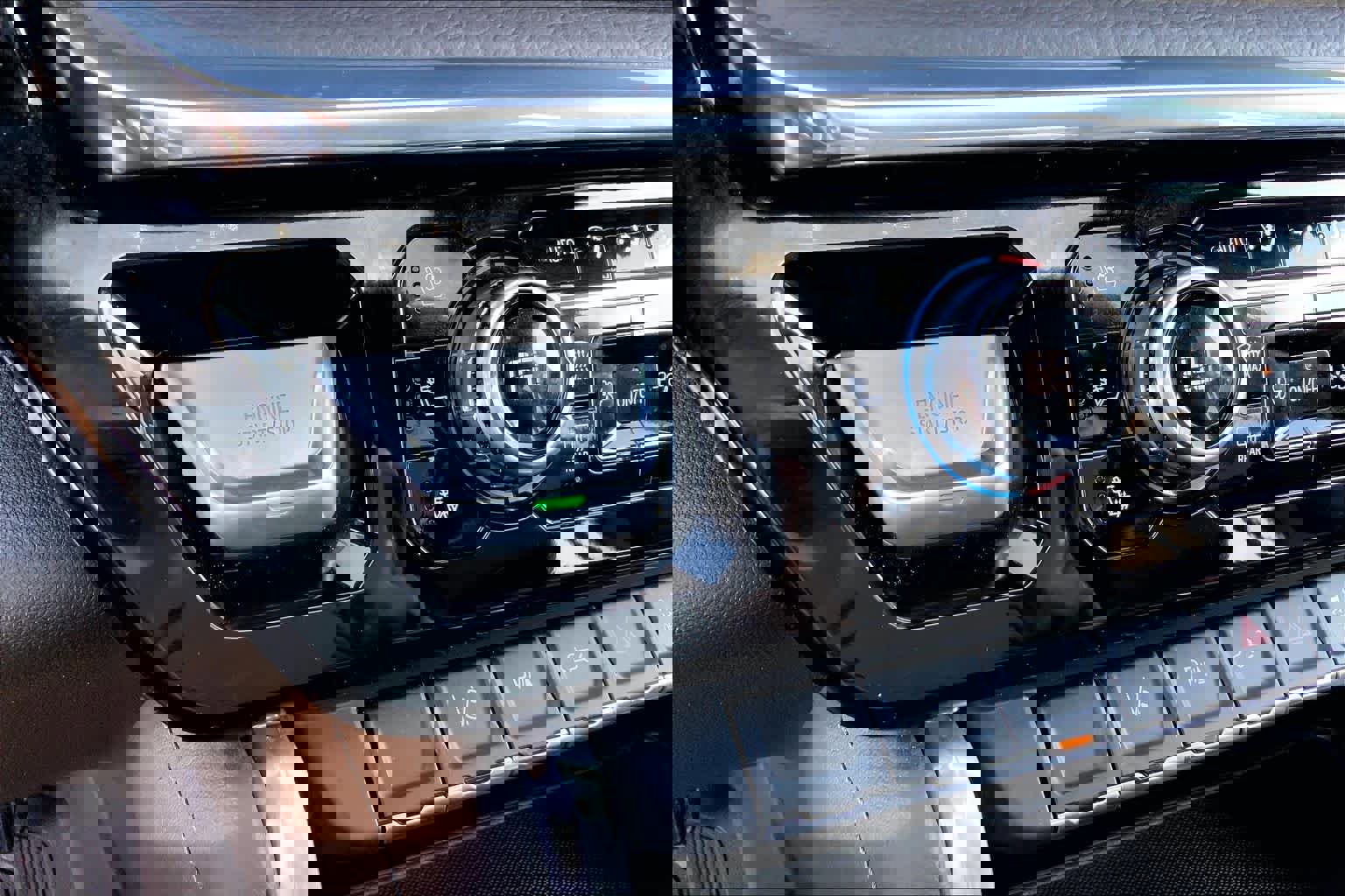 Used 2025 GMC Sierra 2500 Denali w/ Denali Reserve Package image 33