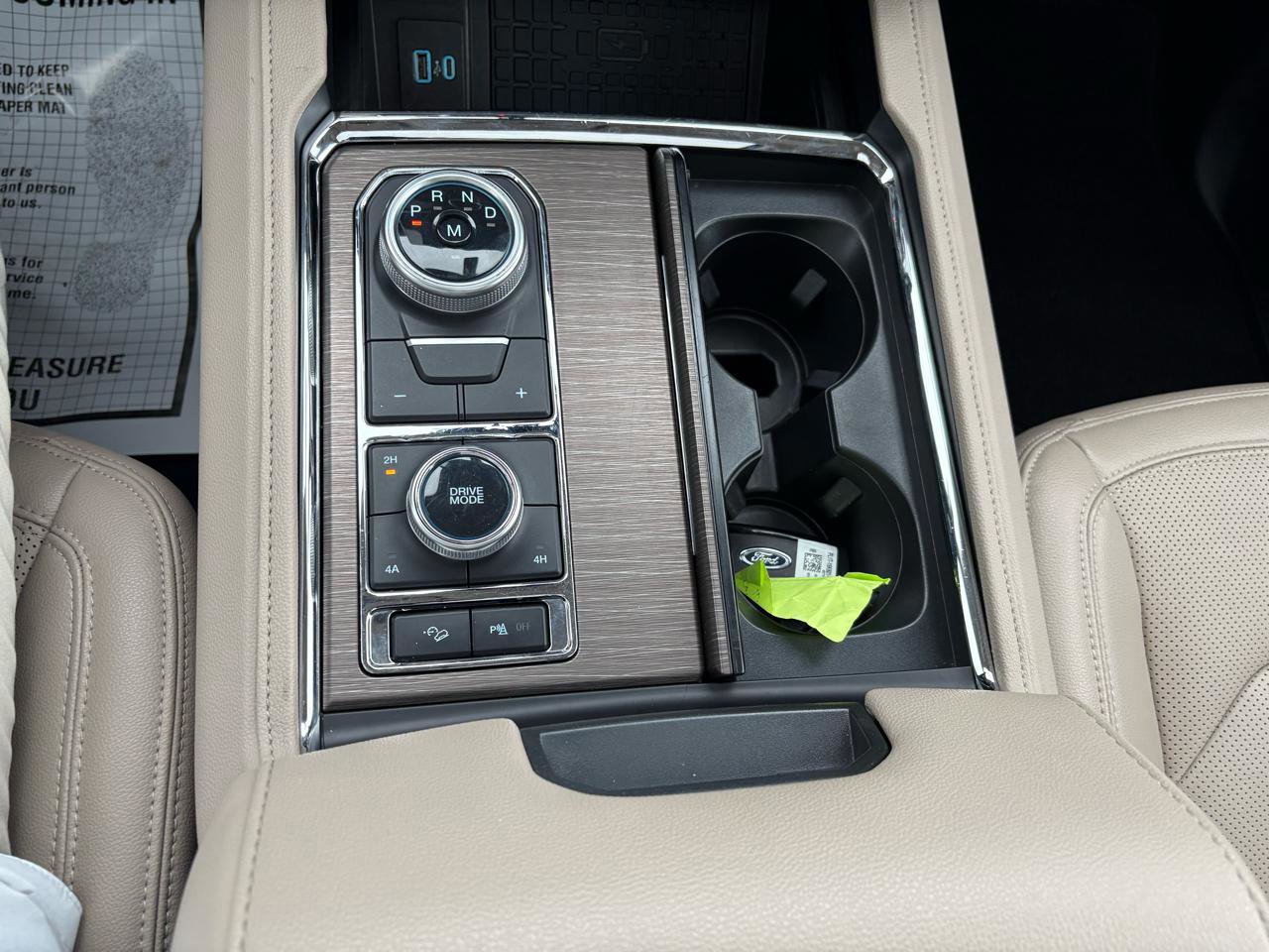 Certified 2024 Ford Expedition Limited image 31