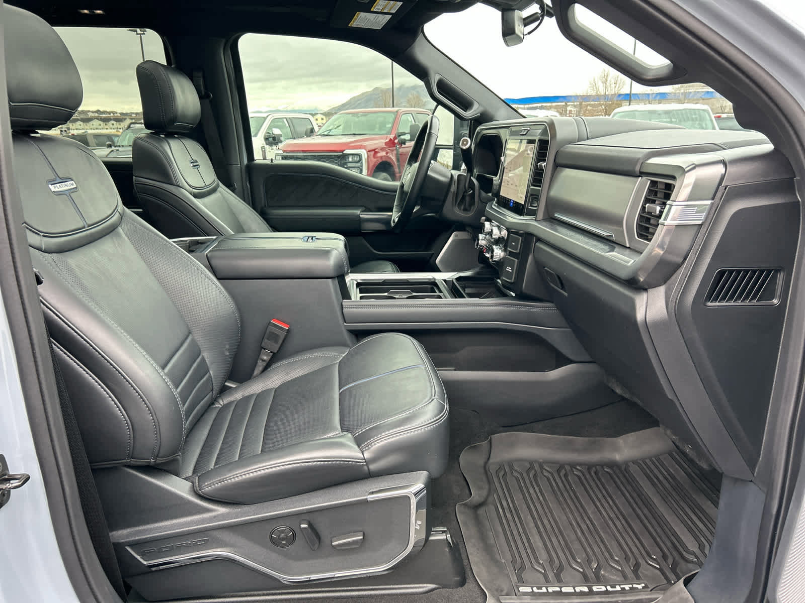 Certified 2025 Ford F350 Platinum image 20