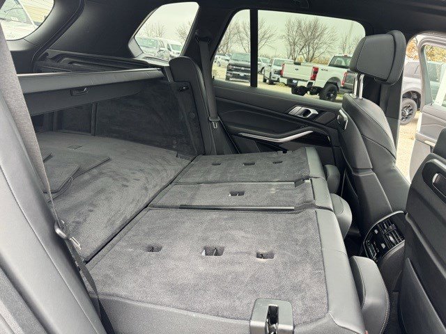 Used 2025 BMW X5 xDrive50e image 41