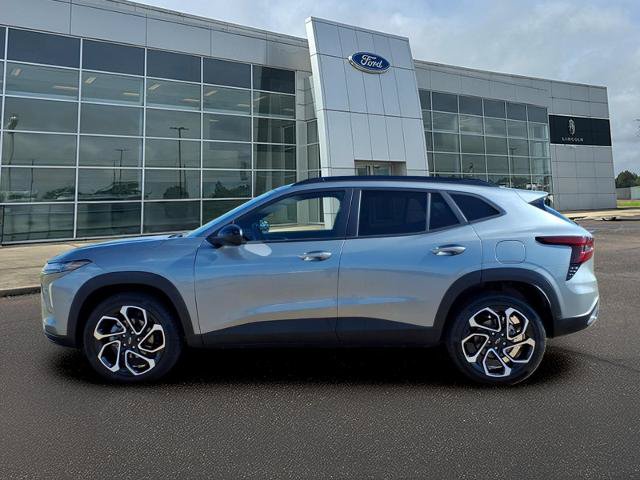 Used 2025 Chevrolet Trax RS w/ Driver Confidence Package FWD image 8