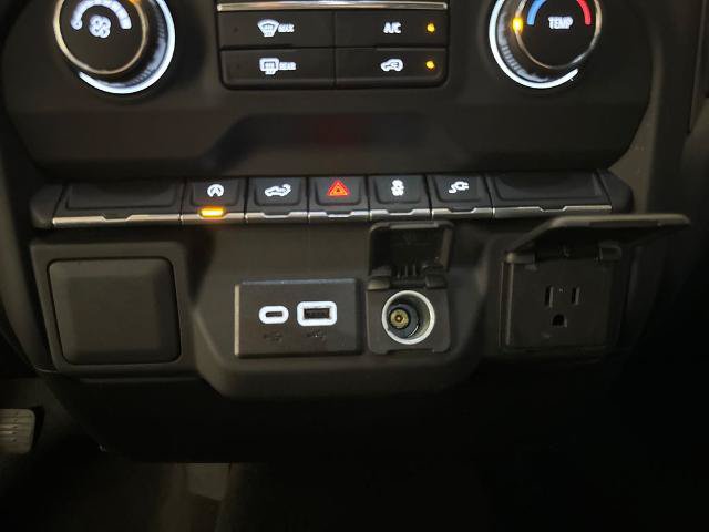 Used 2021 Chevrolet Silverado 1500 Custom w/ LPO, Dark Essentials Package AWD/4WD image 28