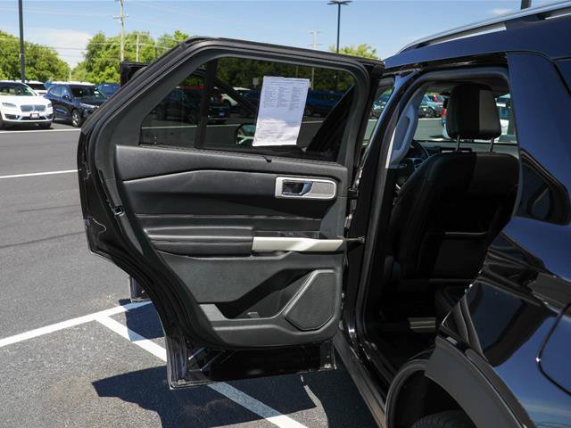 Certified 2021 Ford Explorer Limited w/ Hybrid Equipment Group 310A AWD/4WD image 27