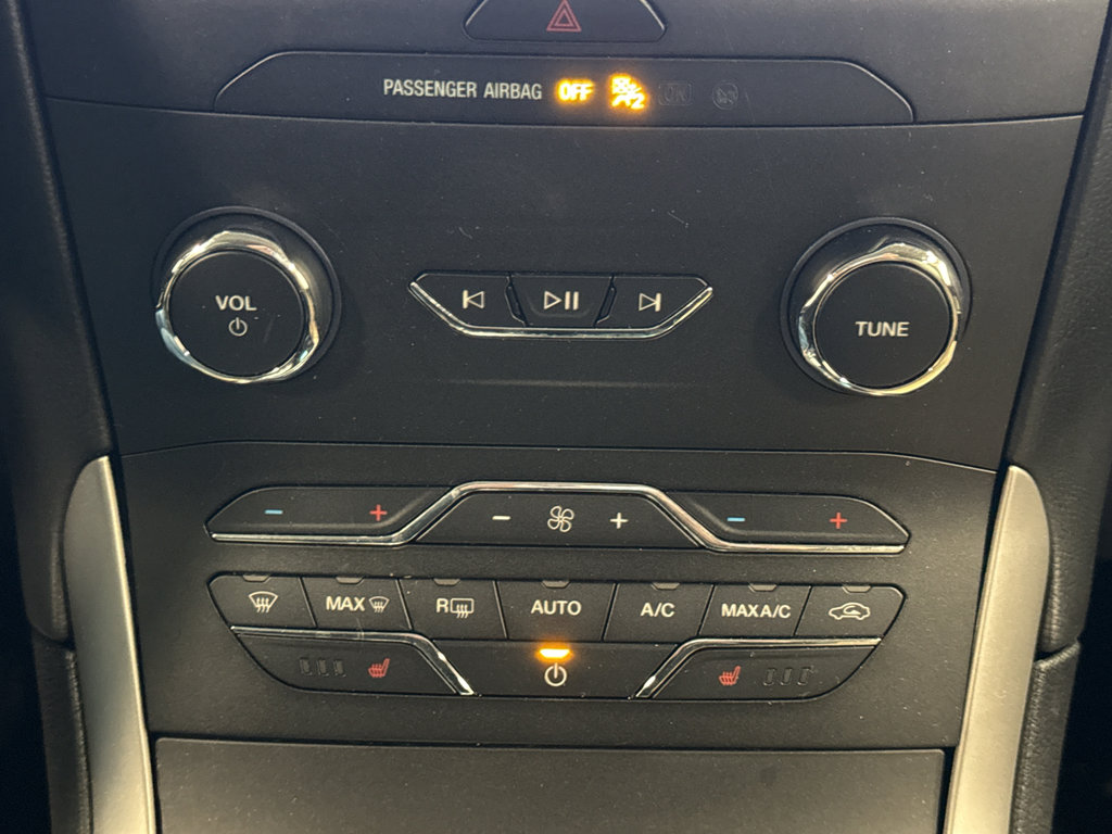 Certified 2020 Ford Edge SEL w/ Convenience Package image 26