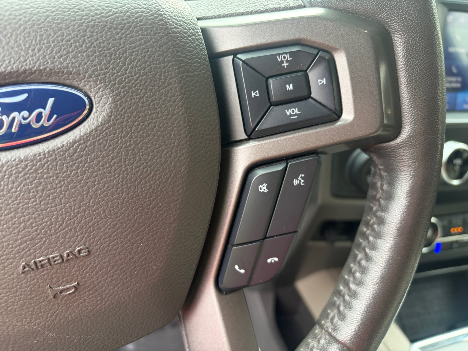 Certified 2020 Ford Expedition Max XLT w/ Equipment Group 202A AWD/4WD image 11