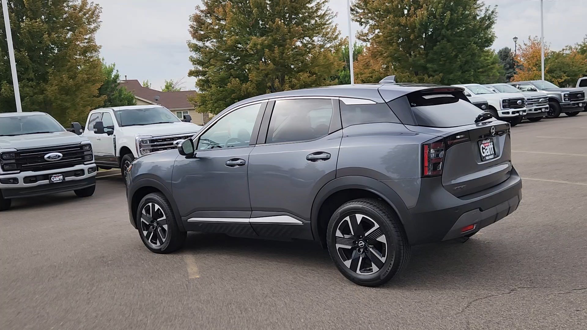 Used 2025 Nissan Kicks SV AWD/4WD image 21