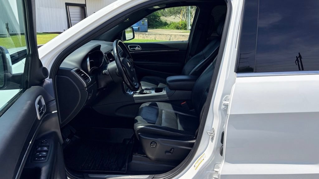 Used 2020 Jeep Grand Cherokee Limited RWD image 22