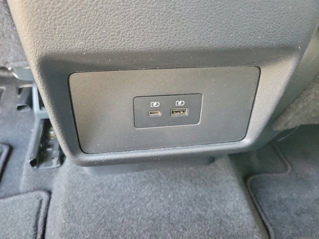 Used 2023 Nissan Rogue SV FWD image 16