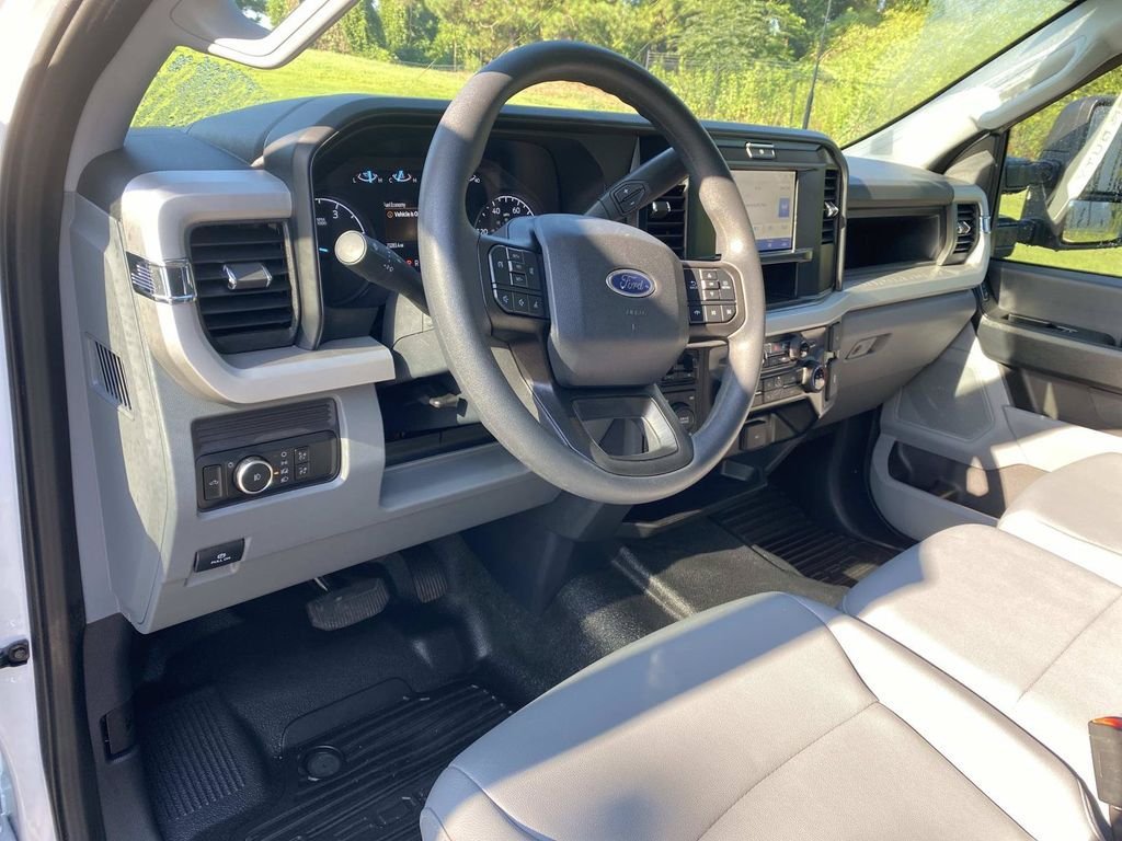 Certified 2025 Ford F250 XL AWD/4WD image 20