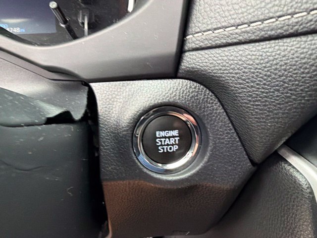 Used 2024 Toyota RAV4 XLE FWD image 7