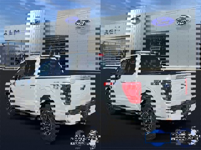 Certified 2022 Ford F150 XLT w/ Equipment Group 302A High image 4