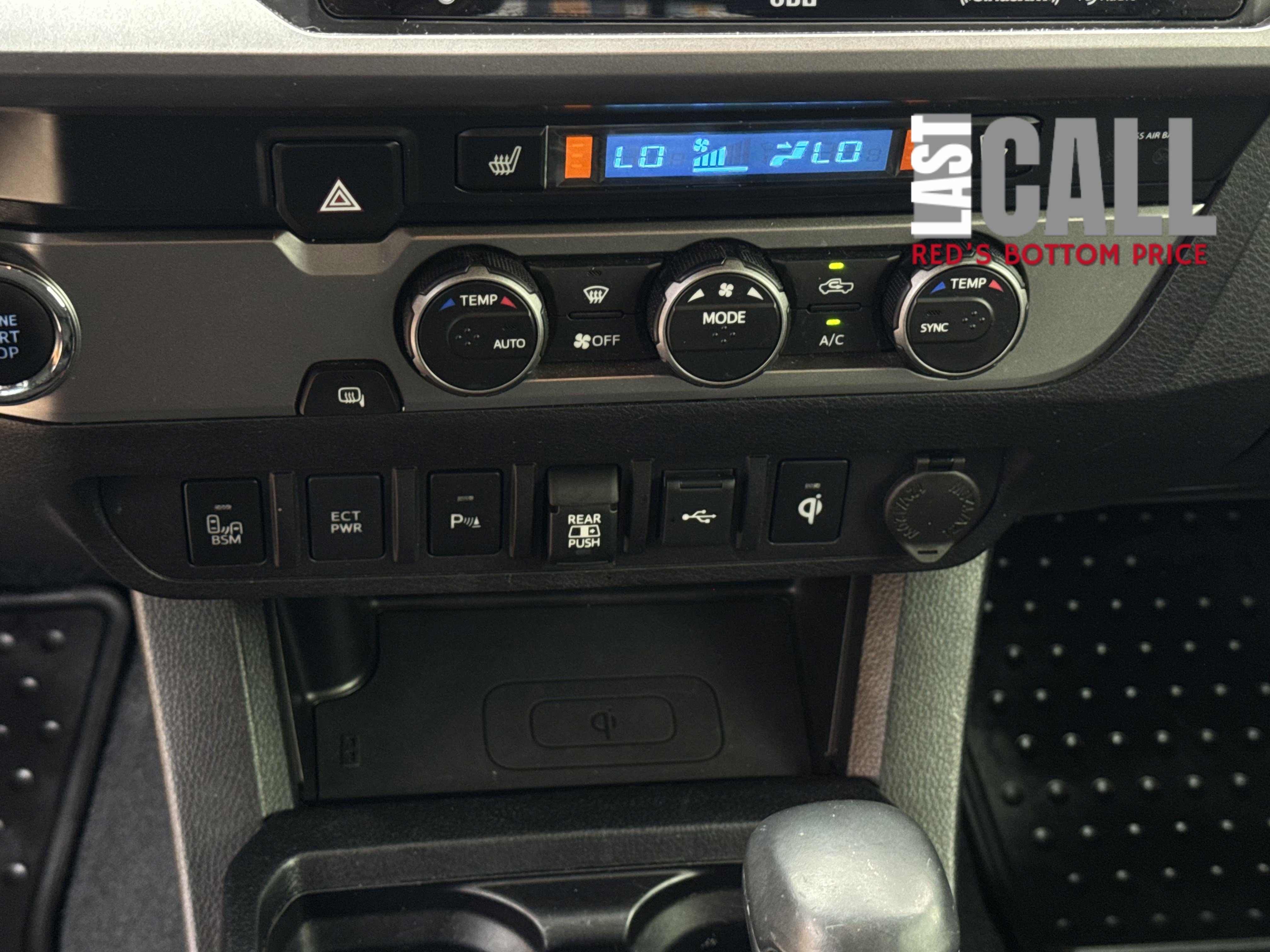 Used 2020 Toyota Tacoma Limited image 23