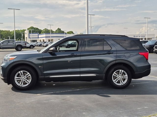 Certified 2023 Ford Explorer XLT RWD image 7
