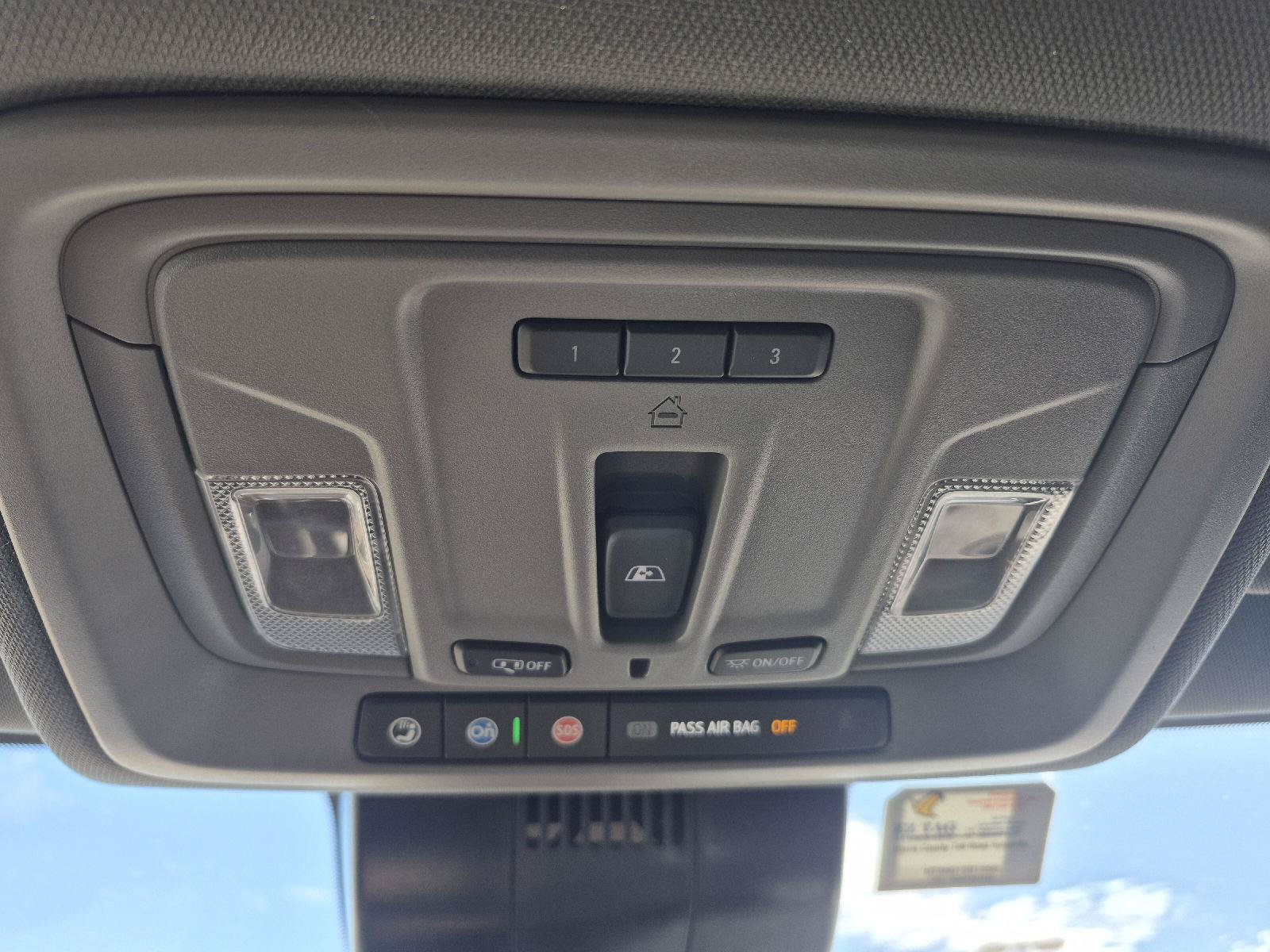 Used 2025 Chevrolet Silverado 1500 RST AWD/4WD image 7