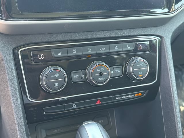 Used 2022 Volkswagen Atlas SEL Premium AWD/4WD image 32