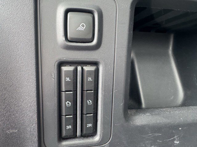 Certified 2025 Ford Expedition Max Platinum image 31