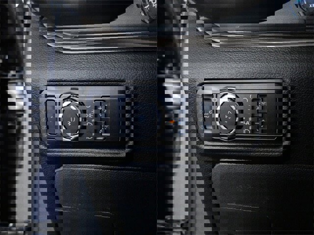 Certified 2023 Ford Explorer Limited w/ Equipment Group 301A image 24