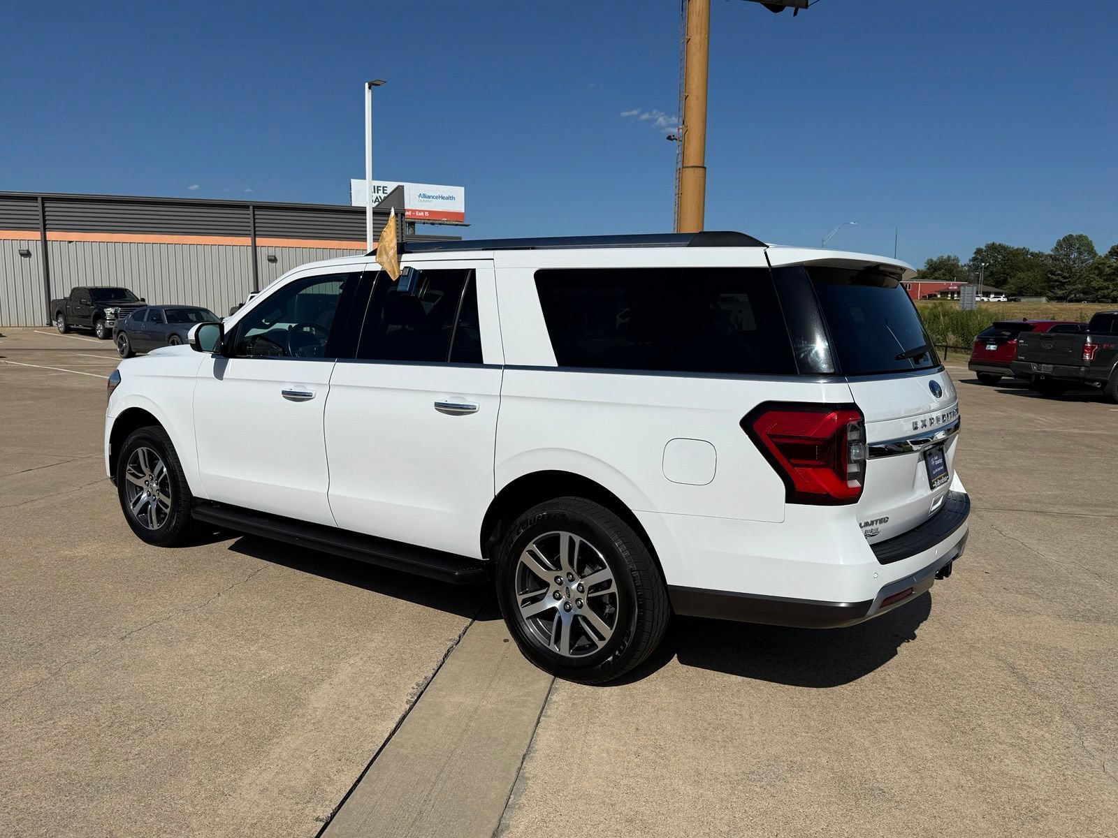 Certified 2024 Ford Expedition Max Limited AWD/4WD image 7