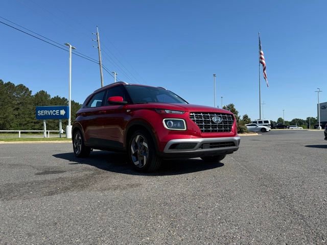 Used 2022 Hyundai Venue Limited FWD image 8