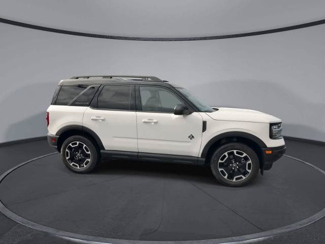 Certified 2024 Ford Bronco Sport Outer Banks AWD/4WD image 9