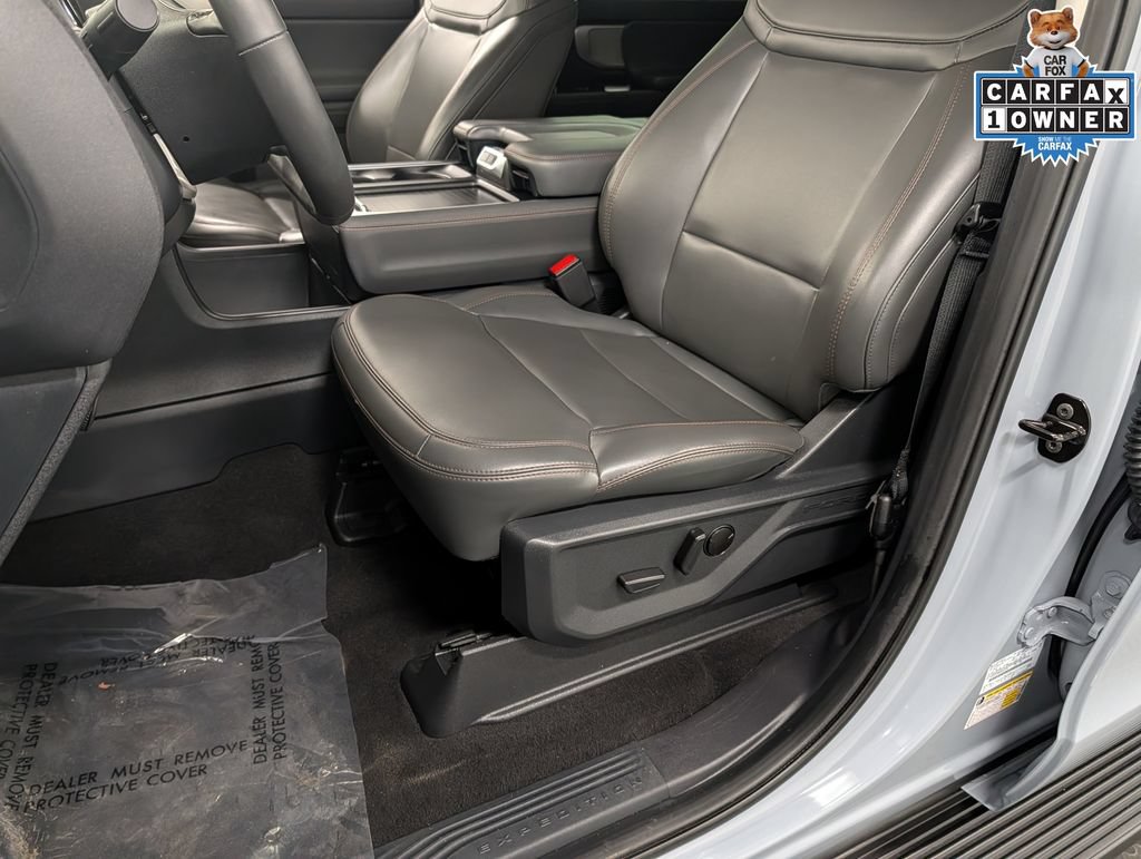 Certified 2025 Ford Expedition Active AWD/4WD image 12
