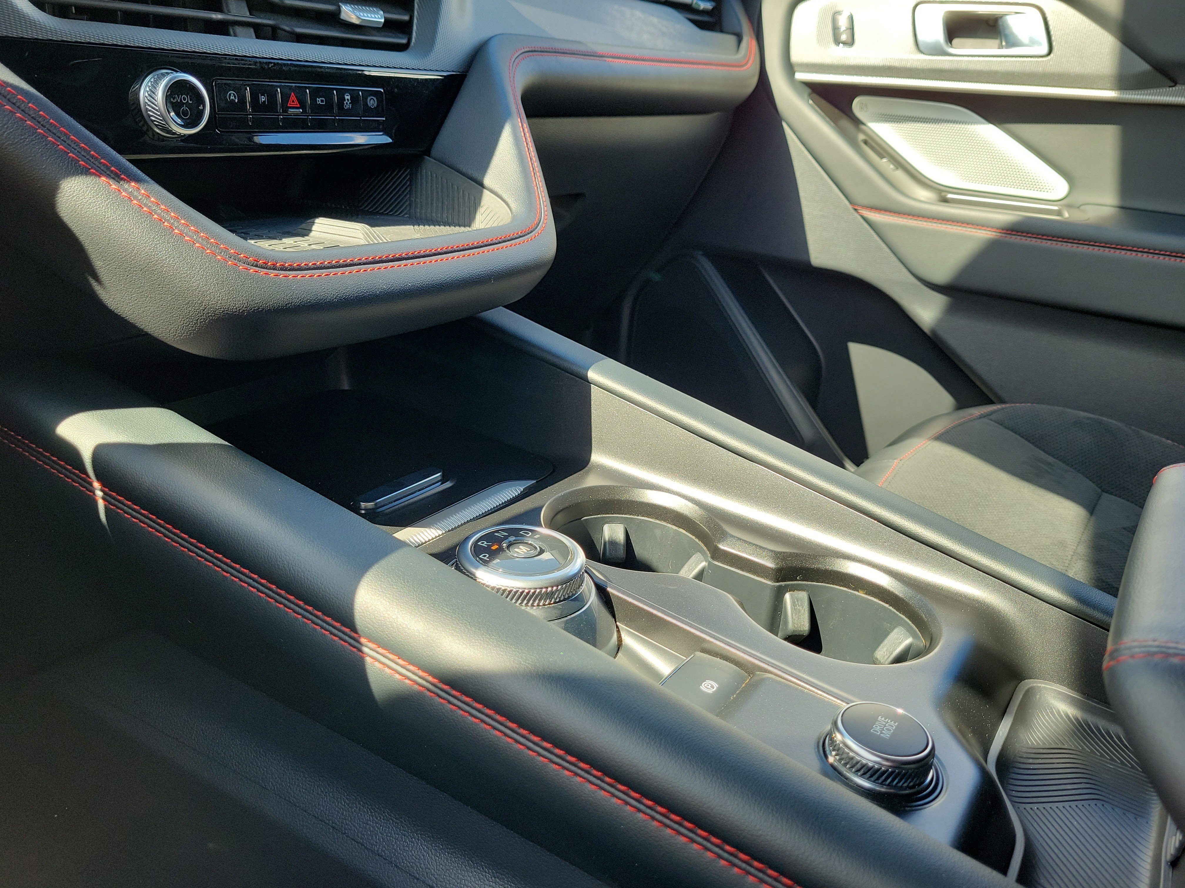 Certified 2025 Ford Explorer ST w/ Sun And Sound Package image 28