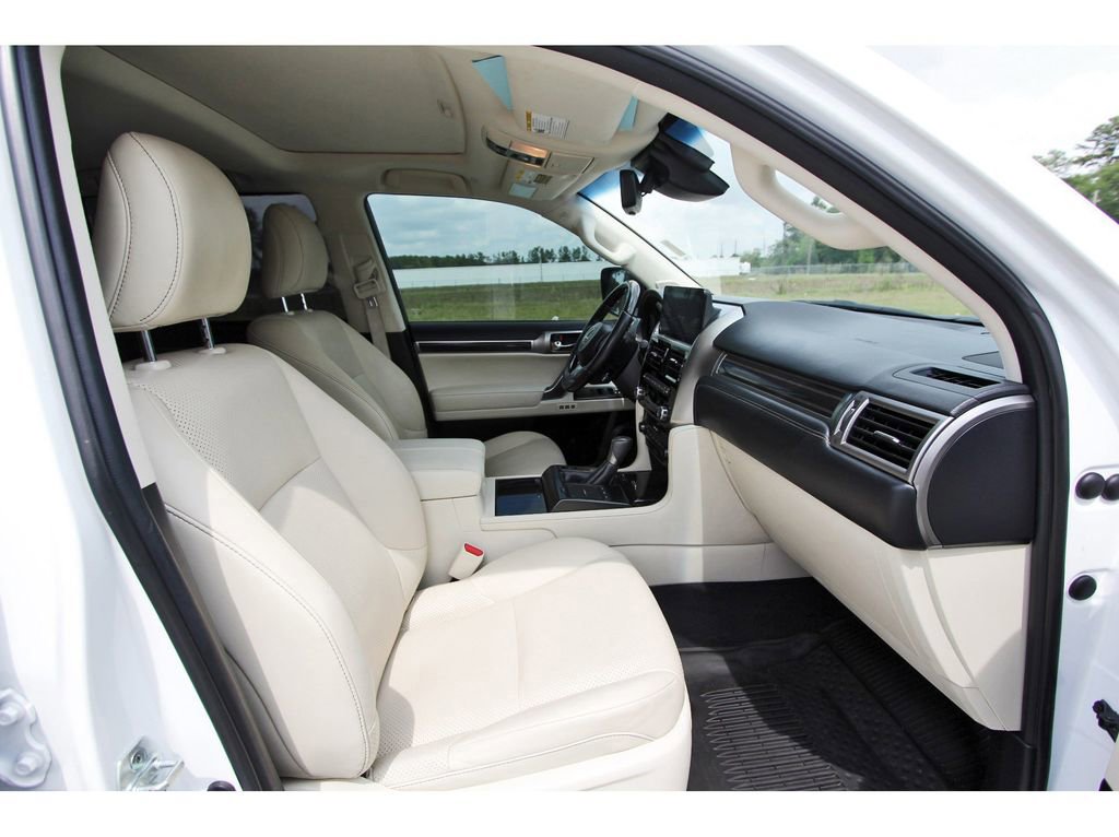 Used 2023 Lexus GX 460 Luxury w/ Sport Design Package image 27