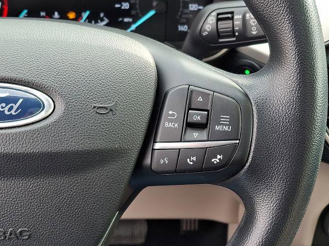 Certified 2020 Ford Escape SE image 23