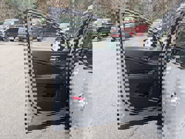 Used 2025 Kia Sportage X-Line w/ Premium Package image 14