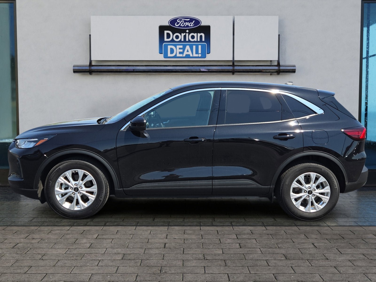 Certified 2023 Ford Escape Active w/ Tech Pack #2 FWD image 6