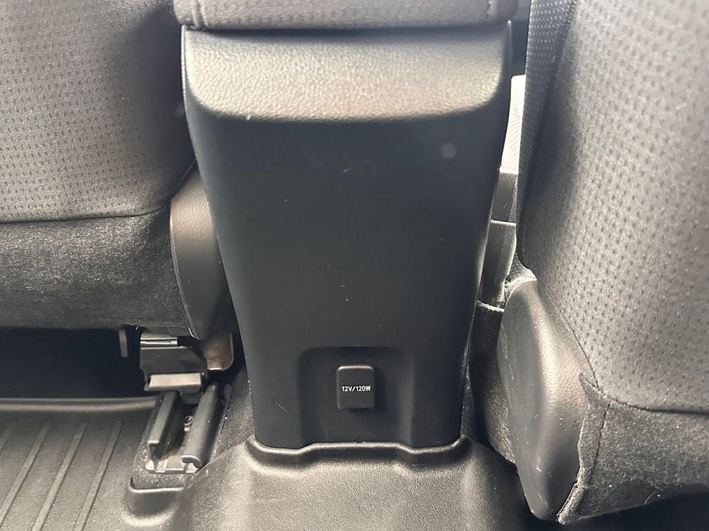 Used 2018 Toyota Prius Three FWD image 39