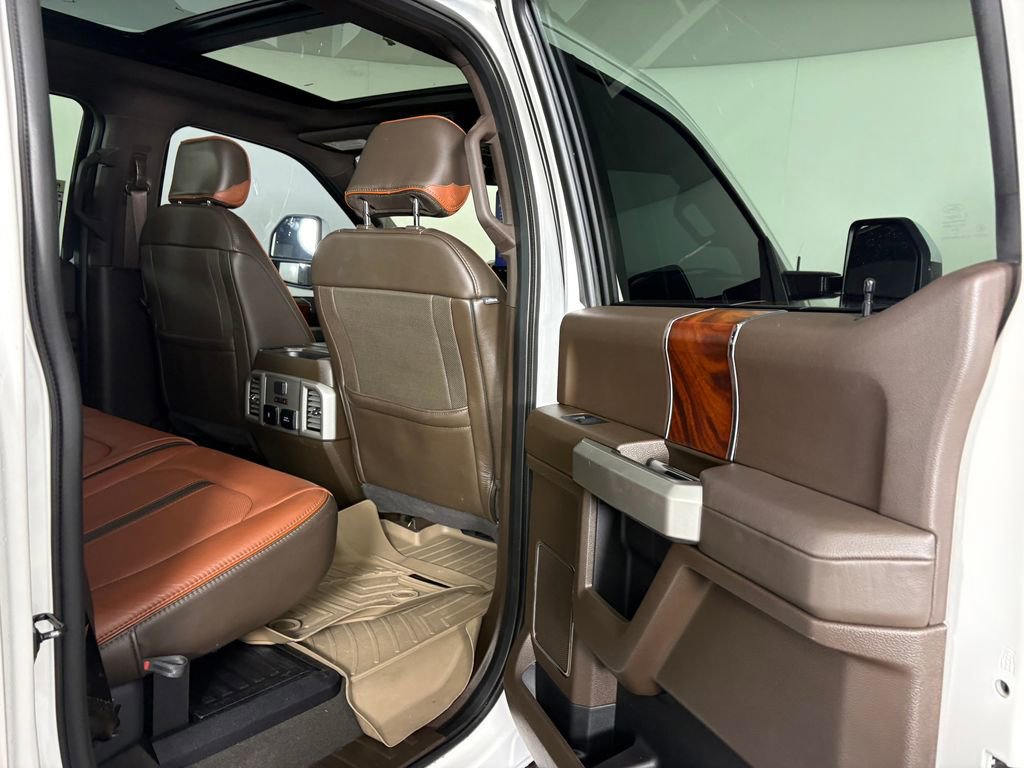 Certified 2019 Ford F250 King Ranch w/ King Ranch Ultimate Package AWD/4WD image 34