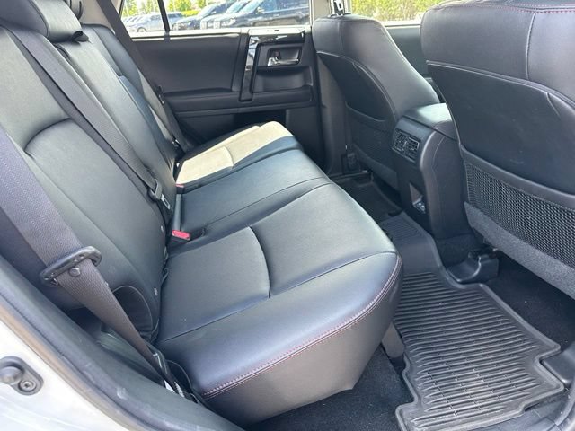 Used 2023 Toyota 4Runner TRD Off-Road Premium w/ Off Road Premium Plus Package AWD/4WD image 10