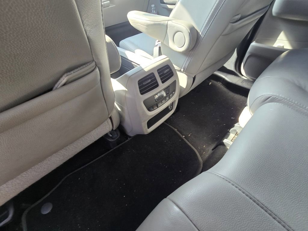 Used 2022 Honda Pilot EX-L image 15